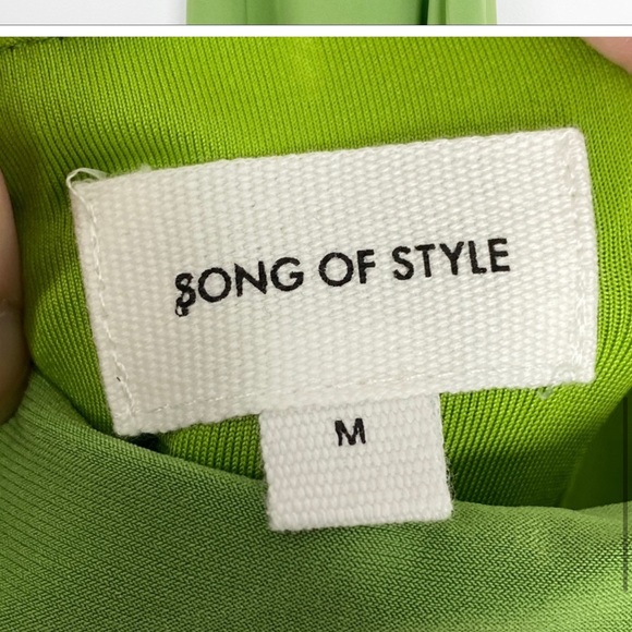 REVOLVE Song of Style Dress - Picture 5 of 5